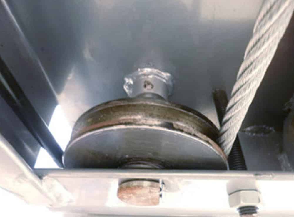 重慶四柱簡易升降立體停車設備滑輪.jpg